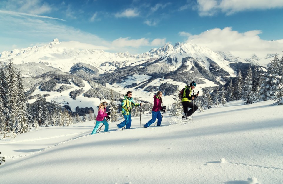 Schneeschuhwandern © Tourismusinformation Filzmoos/Coen Weesjes