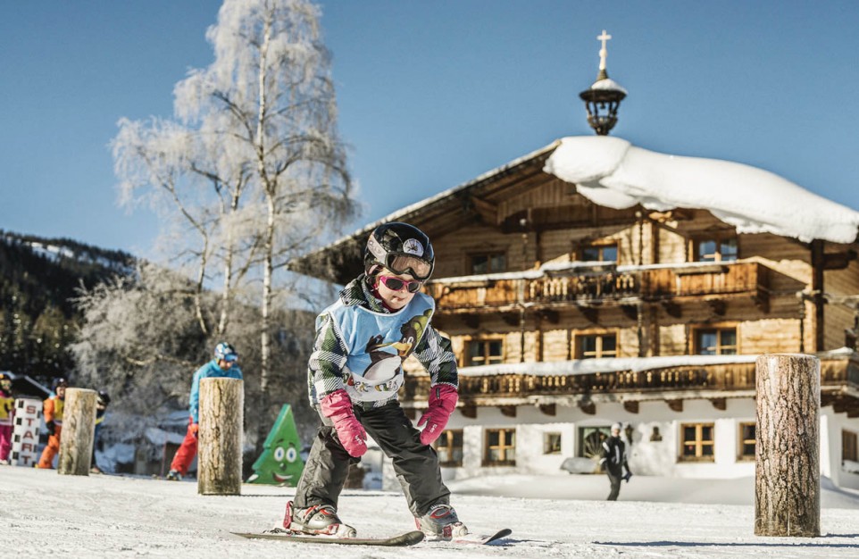 Skifahren lernen direkt vor dem Bögrainhof